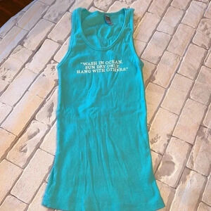 CAPTAIN MORGAN PARROT BAY shirt top